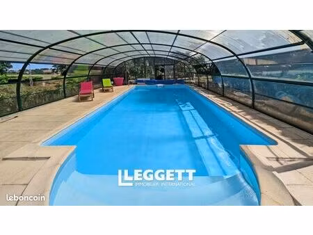 maison 9 pièces 204 m²