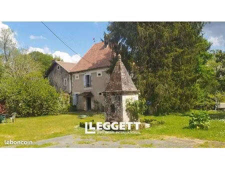 maison 10 pièces 300 m²