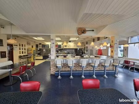 fonds de commerce restaurant 193 m²