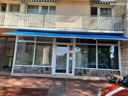 saint-germain-en-laye – rue saint léger - à louer : cabinet professionnel 12 m² – lumineux