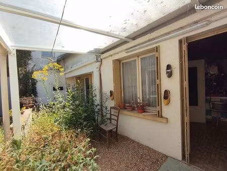 maison de bourg a vendre