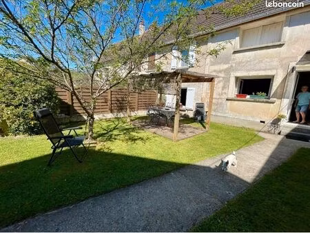 maison briarde + dépendances