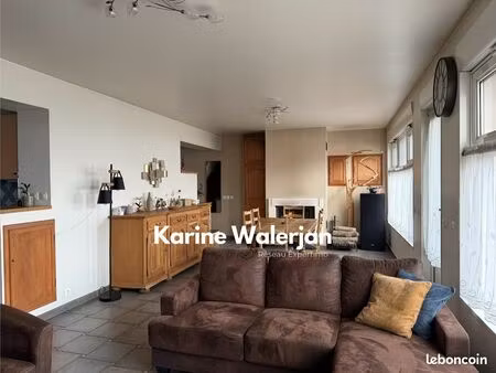 maison 8 pièces 147 m²