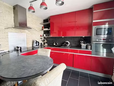 maison 7 pièces 132 m²