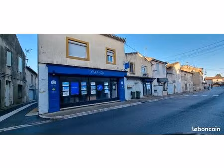 loue local commercial a eyragues