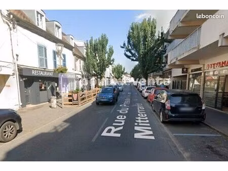 local commercial 152 m²