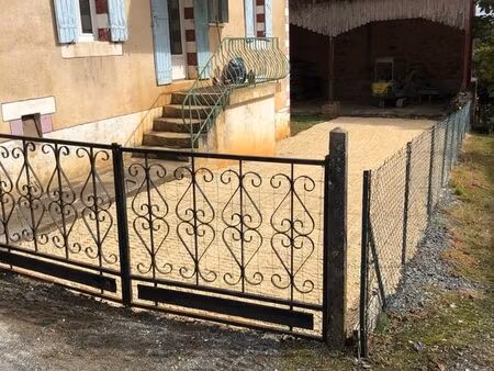 clermont d'exideuil loue maison t4