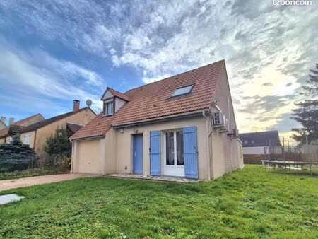 maison 4 pièces 93 m²