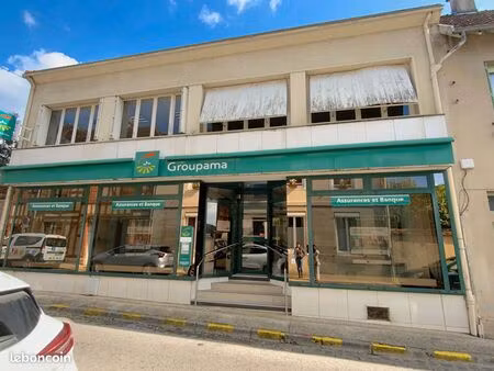 immeuble 10 pièces 280 m²