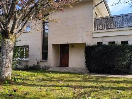 maison 5 pièces 151 m²