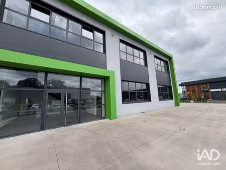 local 200 m² courtry