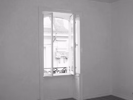 vends lot 2 appartememnts plein centre nantes