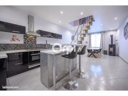 maison 5 pièces 139 m²