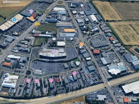 local bureaux 501 m²