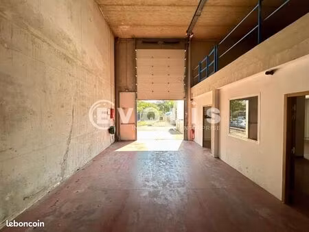 local d'activité 571 m²