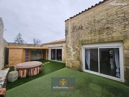 maison 9 pièces 178 m²