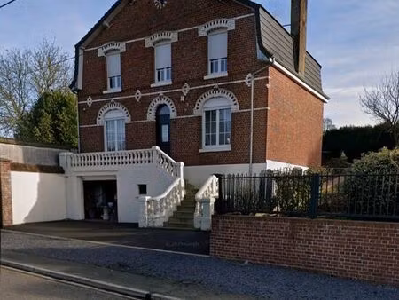 propriété 6 pièces 161 m²