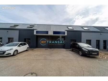 local d'activité 210 m²