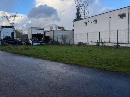 local 160 m² marcoussis