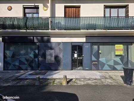 local 12 m² pontault-combault