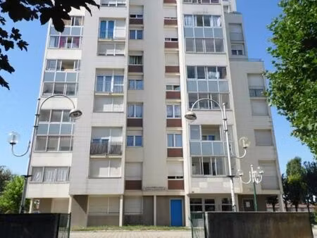 appartement 4 pièces 77 m²