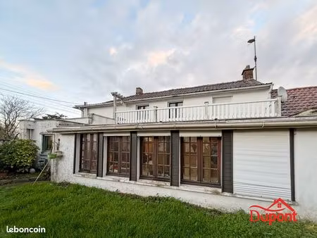 maison 8 pièces 136 m²