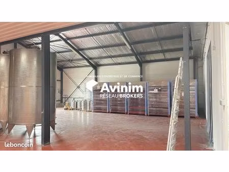 local 800 m² beaucaire