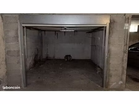 vente parking fermé - box à sevres (92)