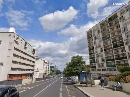 local commercial 150 m² villejuif