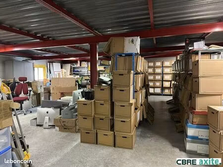 local d'activité 635 m²