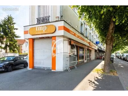boutique 180 m² maisons-alfort
