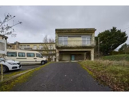 ensemble immobilier - 2 830 m² - romenay (71)