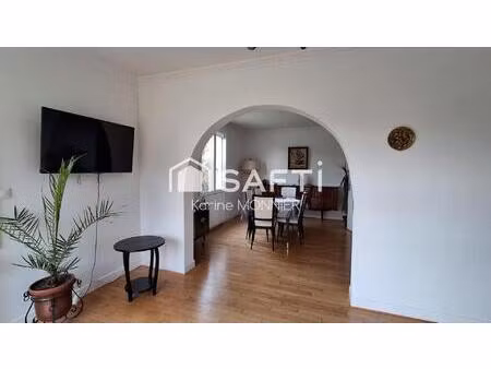 proche centre ville avec vue dégagée