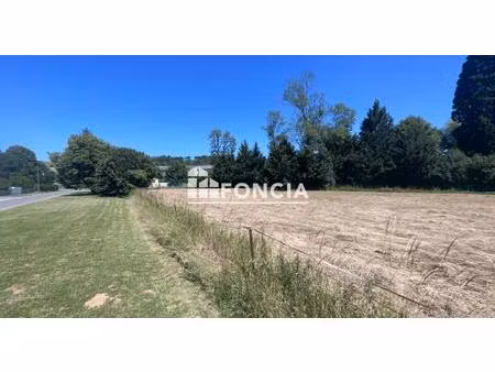 neuville les this  terrain à bâtir  13 ares 58 centiares  certificat urbanisme positif