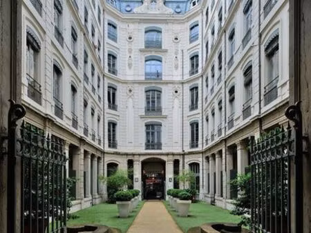 prestigieux bureau de 150 m2 en location - lyon  auvergne-rhône-alpes