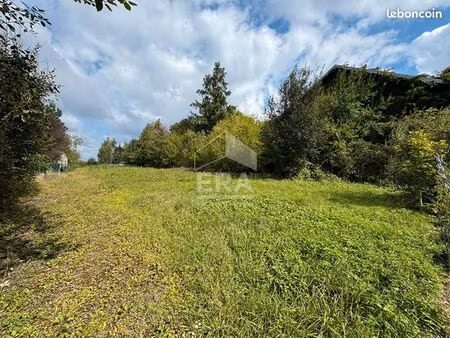 terrain 500 m² lure