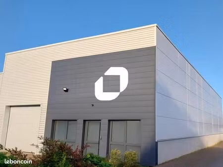 local d'activité 360 m²