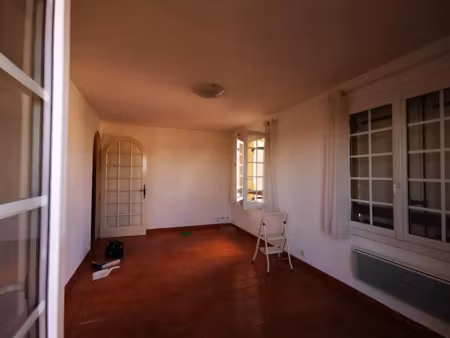 location appartement 2 pièces 40 m² à hyeres (83400)  815 €