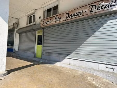 local commercial à louer