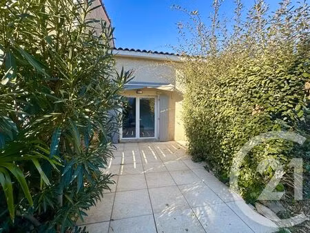 appartement studio à louer - 1 pièce - 27 31 m2 - calvisson - 30 - languedoc-roussillon