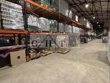 local bureaux 5 544 m²