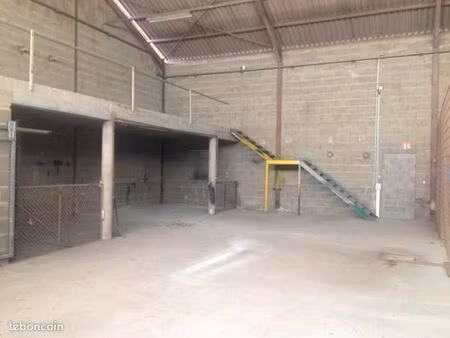 local commercial lucenay