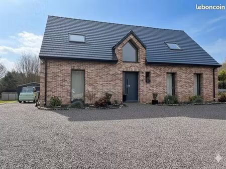 pavillon 7 pièces 145 m²