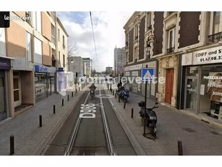 local commercial 105 m²