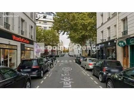 commerce beauté/coiffure 56 m²