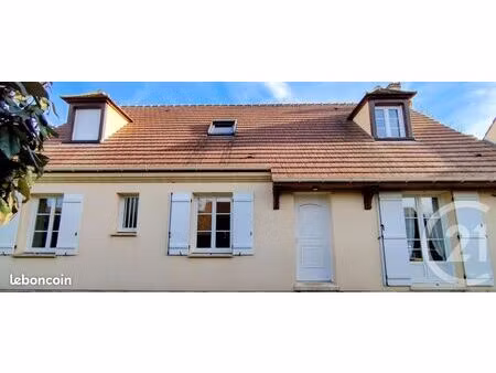 maison 6 pièces 136 m²
