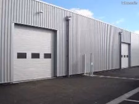 a louer hangar 60 m²