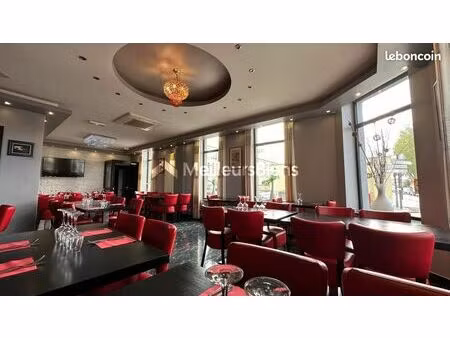 local 312 m²