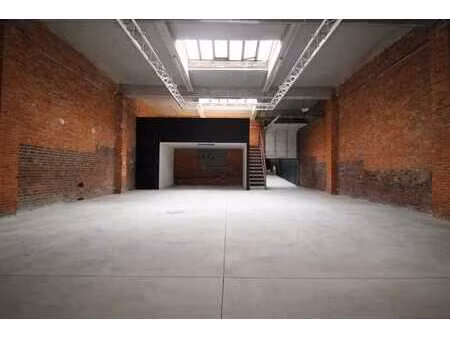 forest - entrepôt/bureau/studio 230m²