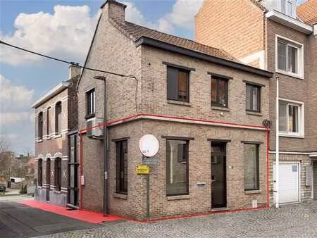 commerce/bureau au centre de grimbergen